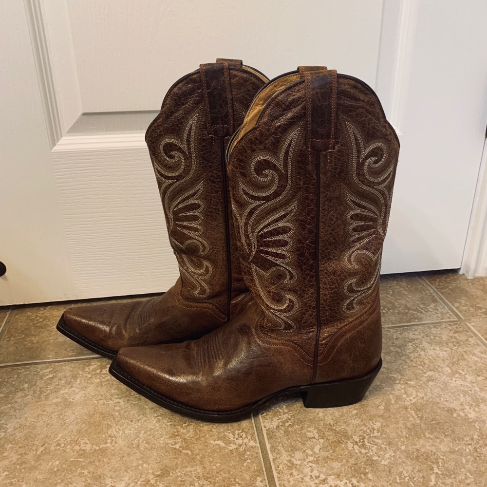 J. B. Dillon Genuine Goat Western Boots!  Size 9